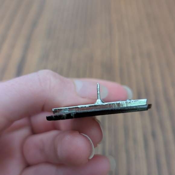 Marvel Pin - Picture 4 of 4